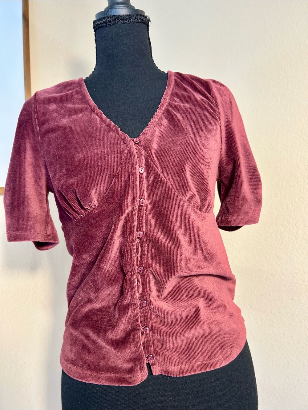 American Rag Burgundy, Rose Ribbed Velour Ruched Button Front Top - Size S - Picture 3 of 9